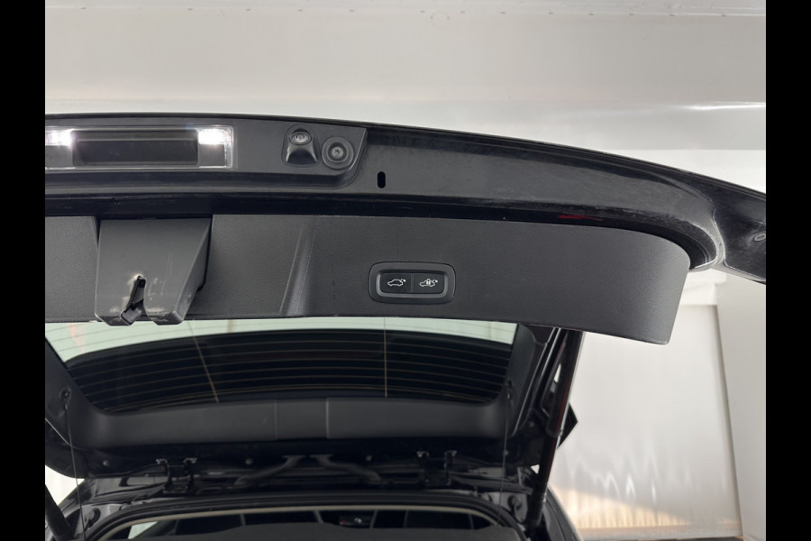 Volvo XC40 1.5 T4 Recharge Inscription Expression (INCL.BTW) Aut. *PANO | FULL-LEATHER | FULL-LED | HARMAN/KARDON | DIGI-COCKPIT | CAMERA | NAVI-FULLMAP | ECC | PDC | KEYLESS | HEATED-COMFORTSEATS | DAB+ | TOWBAR | 19''ALU*