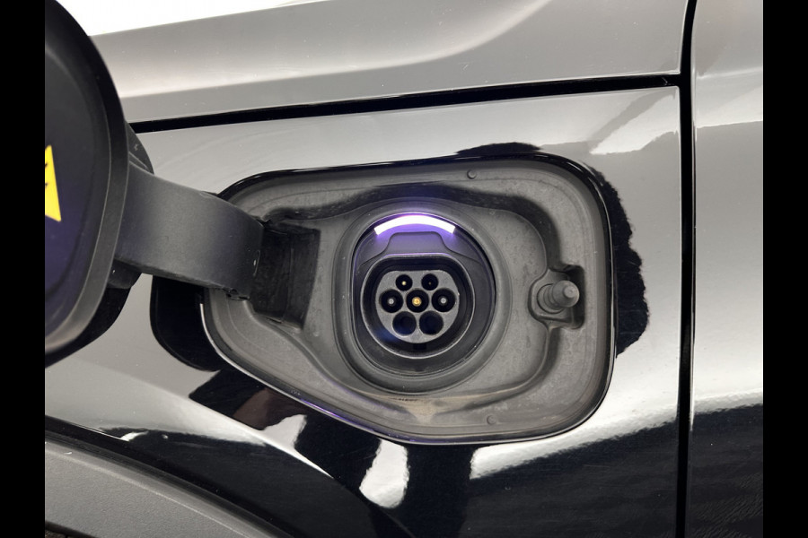 Volvo XC40 1.5 T4 Recharge Inscription Expression (INCL.BTW) Aut. *PANO | FULL-LEATHER | FULL-LED | HARMAN/KARDON | DIGI-COCKPIT | CAMERA | NAVI-FULLMAP | ECC | PDC | KEYLESS | HEATED-COMFORTSEATS | DAB+ | TOWBAR | 19''ALU*