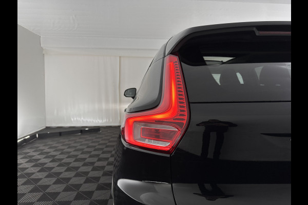 Volvo XC40 1.5 T4 Recharge Inscription Expression (INCL.BTW) Aut. *PANO | FULL-LEATHER | FULL-LED | HARMAN/KARDON | DIGI-COCKPIT | CAMERA | NAVI-FULLMAP | ECC | PDC | KEYLESS | HEATED-COMFORTSEATS | DAB+ | TOWBAR | 19''ALU*