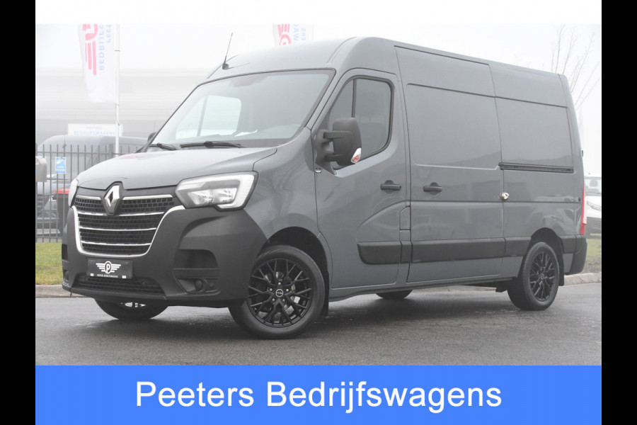 Renault Master T35 2.3 dCi 135 L2H2 PB Edtion Camera, Cruise, Carplay, 2 x Schuifdeur, Trekhaak, Multimedia, 135pk, NAVI, Sensoren, Uniek!