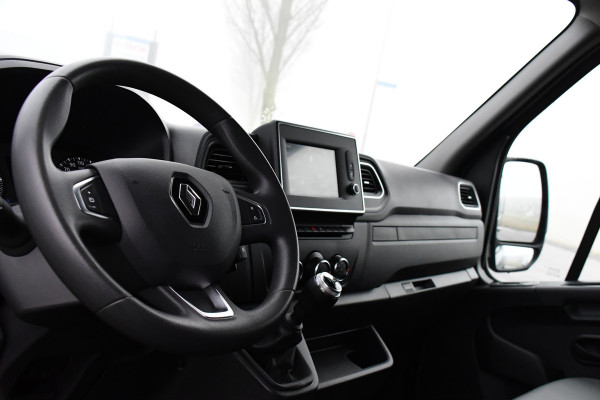 Renault Master T35 2.3 dCi 135 L2H2 PB Edtion Camera, Cruise, Carplay, 2 x Schuifdeur, Trekhaak, Multimedia, 135pk, NAVI, Sensoren, Uniek!