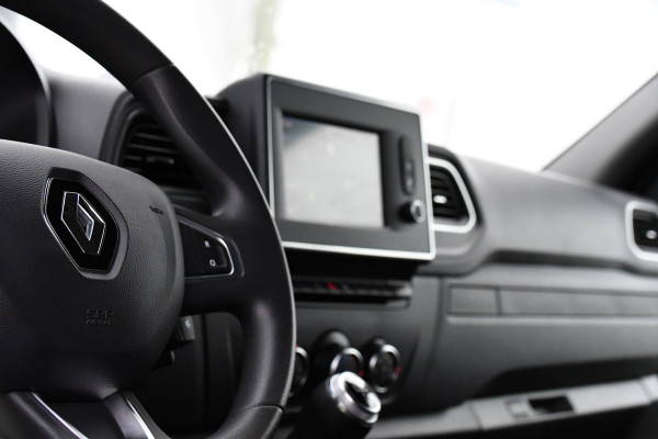 Renault Master T35 2.3 dCi 135 L2H2 PB Edtion Camera, Cruise, Carplay, 2 x Schuifdeur, Trekhaak, Multimedia, 135pk, NAVI, Sensoren, Uniek!