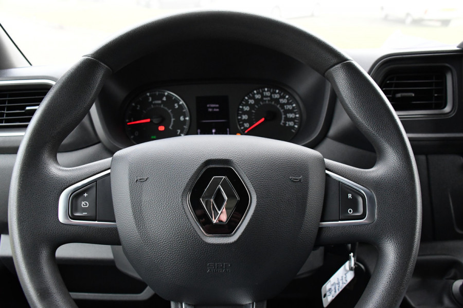 Renault Master T35 2.3 dCi 135 L2H2 PB Edtion Camera, Cruise, Carplay, 2 x Schuifdeur, Trekhaak, Multimedia, 135pk, NAVI, Sensoren, Uniek!