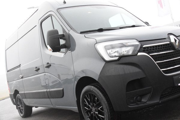 Renault Master T35 2.3 dCi 135 L2H2 PB Edtion Camera, Cruise, Carplay, 2 x Schuifdeur, Trekhaak, Multimedia, 135pk, NAVI, Sensoren, Uniek!
