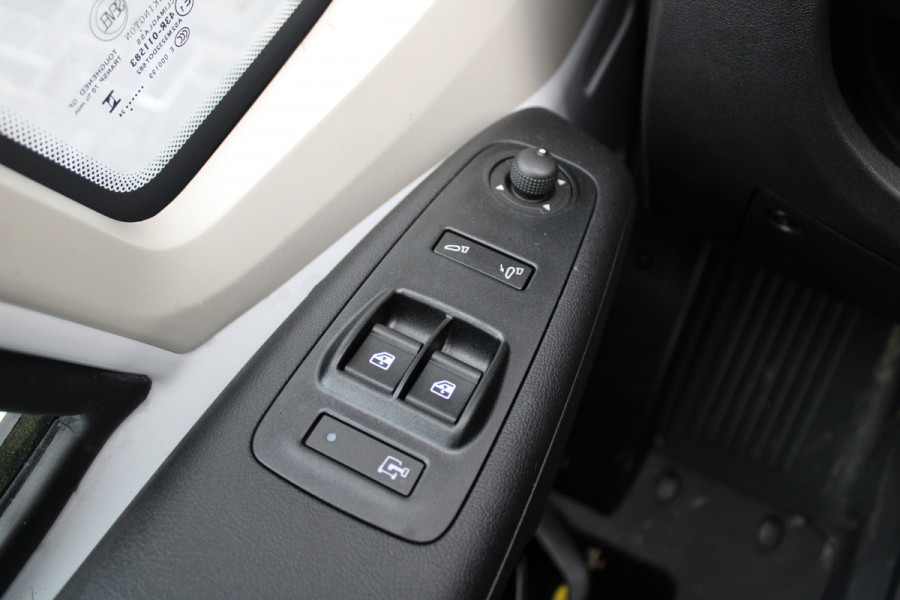 Opel Movano 33 2.2 CDTI 140pk L2H2 - Airco - Camera - Cruise - Blind Spot - 270 deuren - Rijklaar