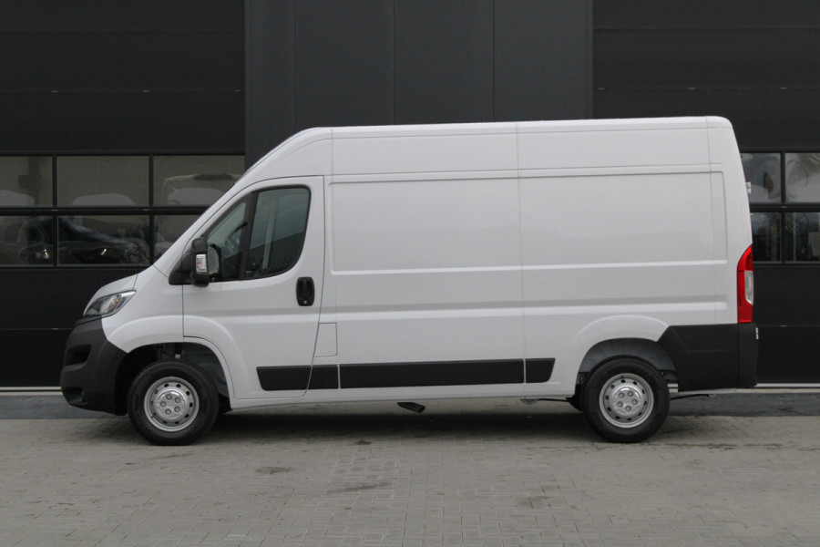 Opel Movano 33 2.2 CDTI 140pk L2H2 - Airco - Camera - Cruise - Blind Spot - 270 deuren - Rijklaar