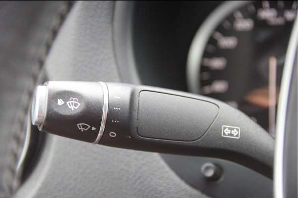 Mercedes-Benz Vito L2 150PK 3-ZITS, LED, TREKHAAK, CAMERA, ALCANTARA HEMEL, CRUISE, AIRCO, DIAMONT GRILLE, 20'' LM WIELEN