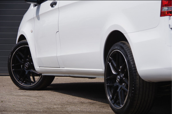 Mercedes-Benz Vito L2 150PK 3-ZITS, LED, TREKHAAK, CAMERA, ALCANTARA HEMEL, CRUISE, AIRCO, DIAMONT GRILLE, 20'' LM WIELEN