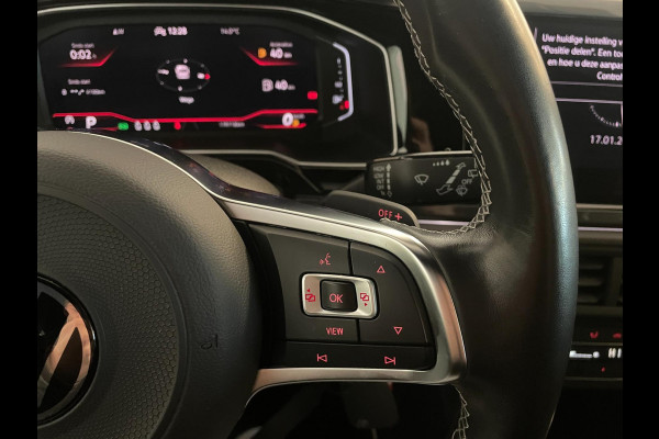 Volkswagen Polo 1.0 TSI R-Line DSG automaat AIRCO NAVI CRUISE BEATS APPLE CARPLAY PDC R-LINE VELGEN PRIVACYGLAS ZEER NETTE AUTO