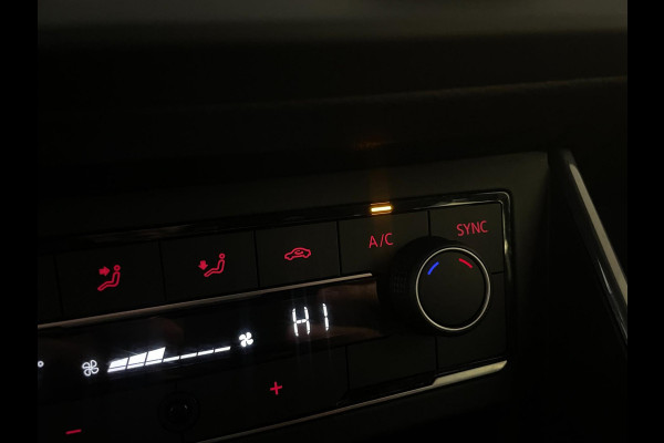 Volkswagen Polo 1.0 TSI R-Line DSG automaat AIRCO NAVI CRUISE BEATS APPLE CARPLAY PDC R-LINE VELGEN PRIVACYGLAS ZEER NETTE AUTO