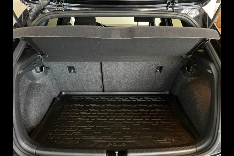 Volkswagen Polo 1.0 TSI R-Line DSG automaat AIRCO NAVI CRUISE BEATS APPLE CARPLAY PDC R-LINE VELGEN PRIVACYGLAS ZEER NETTE AUTO