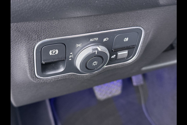Mercedes-Benz EQB 350 4Matic 67kWk 293pk // Camera // Cruise Control // Carplay // Elek. Achterklep // Sfeerverlichting
