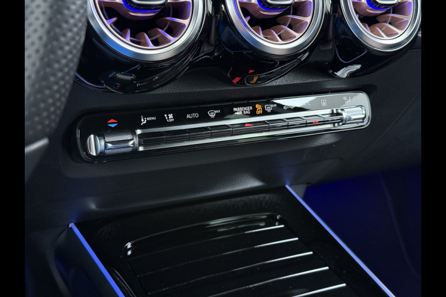 Mercedes-Benz EQB 350 4Matic 67kWk 293pk // Camera // Cruise Control // Carplay // Elek. Achterklep // Sfeerverlichting