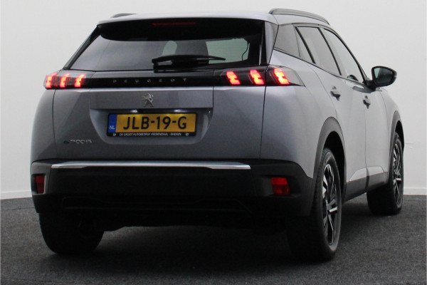 Peugeot e-2008 EV Allure 50 kWh Virtual Cockpit, Cruise, Camera, Apple Carplay, Stoelverwarming, 17''