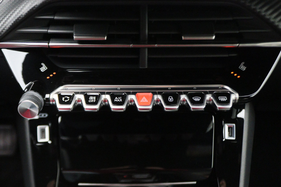 Peugeot e-2008 EV Allure 50 kWh Virtual Cockpit, Cruise, Camera, Apple Carplay, Stoelverwarming, 17''