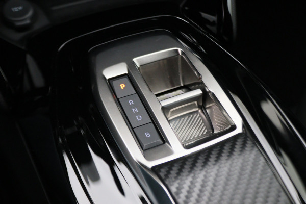 Peugeot e-2008 EV Allure 50 kWh Virtual Cockpit, Cruise, Camera, Apple Carplay, Stoelverwarming, 17''