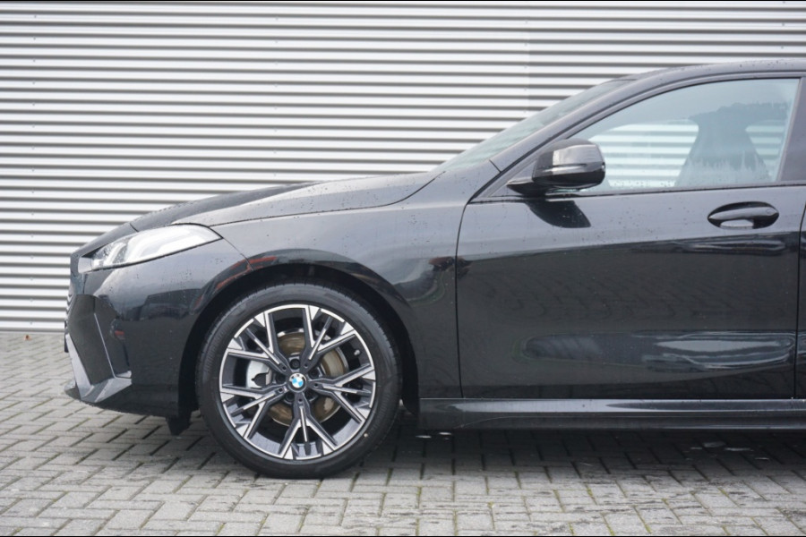 BMW 1-serie 120 M Sport Design Ed. NIEUWE AUTO | NED. AUTO | CAMERA