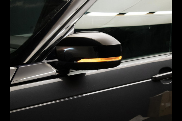 Land Rover Discovery 3.0 Sd6 HSE Luxury GRIJSKENTEKEN (CARPLAY,PANORAMADAK,MERIDIAN,LEDER,STOELVERWARMING,CAMERA,360 VIEW,PDC)