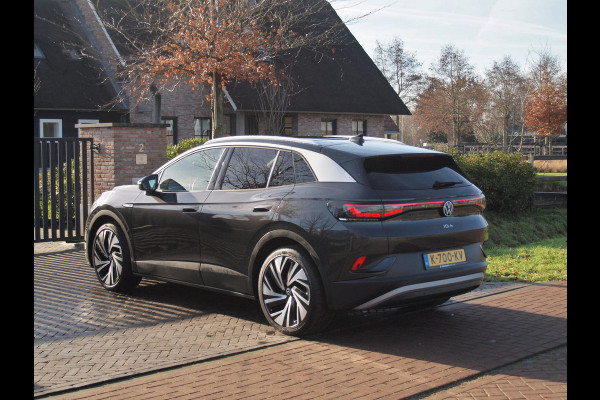 Volkswagen ID.4 First Max 77 kWh | Panoramadak | Head-Up Display | 360 Camera | Sfeerverlichting | Apple Carplay