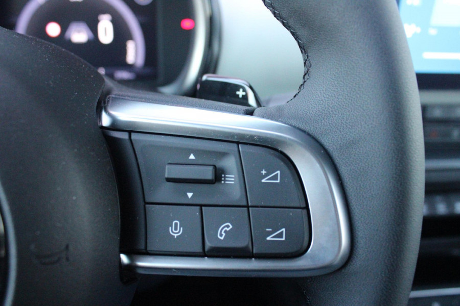 Fiat 600 1.2 HYbrid 110PK LA PRIMA | ELEKTRISCH VERSTELBARE BESTUURDERSTOEL MET MASSAGEFUNCTIE | NAVIGATIE | DODEHOEK DETECTIE | ELEKTRISCHE ACHTERKLEP | LEDKOPLAMPEN-MISTLAMPEN | LED ACHTERLICHTEN | PACK COMFORT: ACHTERUITRIJCAMERA / PARKEERSENSOREN VOOR-ACHTER / DRAADLOOS TELEFOONLADEN / DRAADLOOS APPLE CARPLAY - ANDROID AUTO / KEYLESS ENTRY-START / AUDIOSYSTEEM MET 6 SPEAKERS | WINTER PACK: VERWARMBARE VOORSTOELEN / VERWARMBARE VOORSTOELEN | 18"LICHTMETALEN VELGEN TWO-TONE | EXTRA GETINTE ACHTERRUITEN | CLIMATE CONTROL |