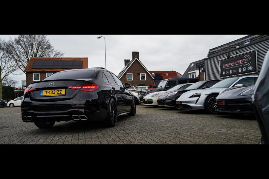 Mercedes-Benz C-Klasse 300 AMG Line | Panorama | Memory | Sfeerverlichting PLUS | C63s Pakket | Massage | 360 cam |