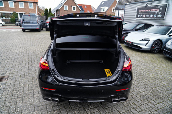 Mercedes-Benz C-Klasse 300 AMG Line | Panorama | Memory | Sfeerverlichting PLUS | C63s Pakket | Massage | 360 cam |