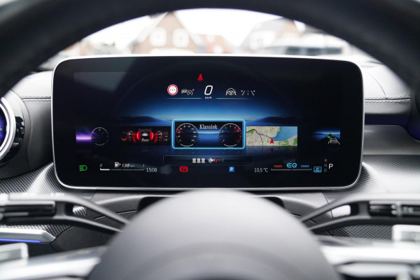 Mercedes-Benz C-Klasse 300 AMG Line | Panorama | Memory | Sfeerverlichting PLUS | C63s Pakket | Massage | 360 cam |