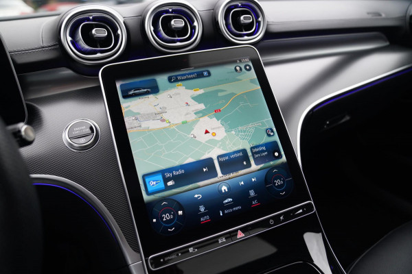 Mercedes-Benz C-Klasse 300 AMG Line | Panorama | Memory | Sfeerverlichting PLUS | C63s Pakket | Massage | 360 cam |