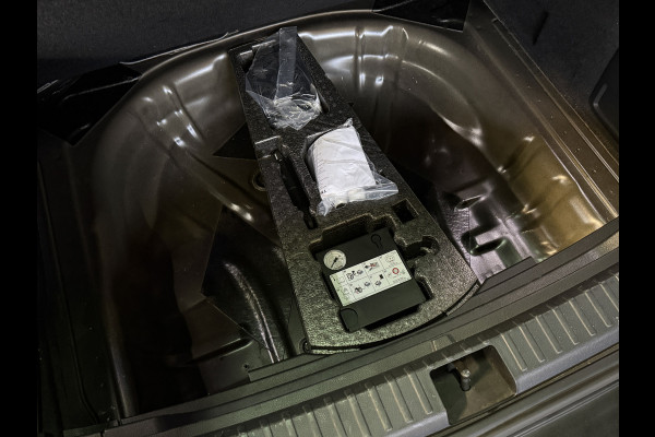 Škoda Karoq 1.0 TSI Style | Keyless | Apple carplay Stoelverwarming