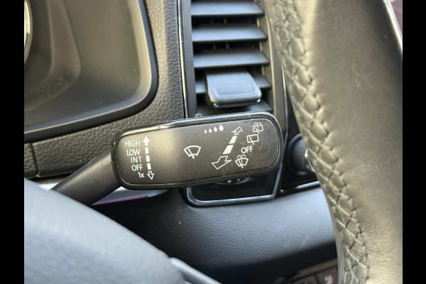 Škoda Karoq 1.0 TSI Style | Keyless | Apple carplay Stoelverwarming