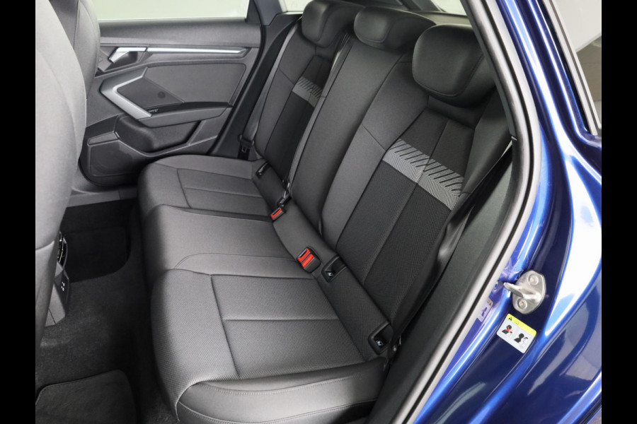 Audi A3 Sportback 40 TFSI e Advanced edition 204pk | Verlengde garantie | Navigatie | Extra getint glas | Verwarmbare voorstoelen