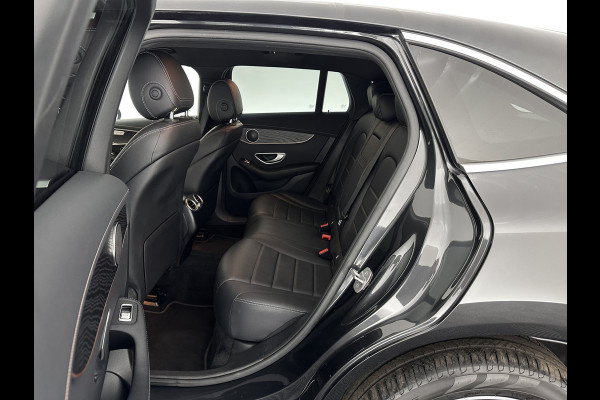 Mercedes-Benz EQC 400 4MATIC Business Solution Luxury 80 kWh {SOH-89%} Aut.*LEATHER | FULL-LED | DISTRONIC | BLINDSPOT | HEATED-COMFORTSEATS | DIGI-WIDESCREEN | DAB+ | KEYLESS | AMBIENTLIGHT | NAVI-FULLMAP | ECC | PRIVACY-GLASS | PDC | 20''ALU*