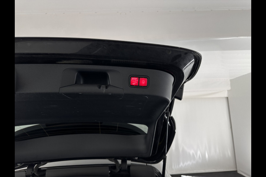 Mercedes-Benz EQC 400 4MATIC Business Solution Luxury 80 kWh {SOH-89%} Aut.*LEATHER | FULL-LED | DISTRONIC | BLINDSPOT | HEATED-COMFORTSEATS | DIGI-WIDESCREEN | DAB+ | KEYLESS | AMBIENTLIGHT | NAVI-FULLMAP | ECC | PRIVACY-GLASS | PDC | 20''ALU*