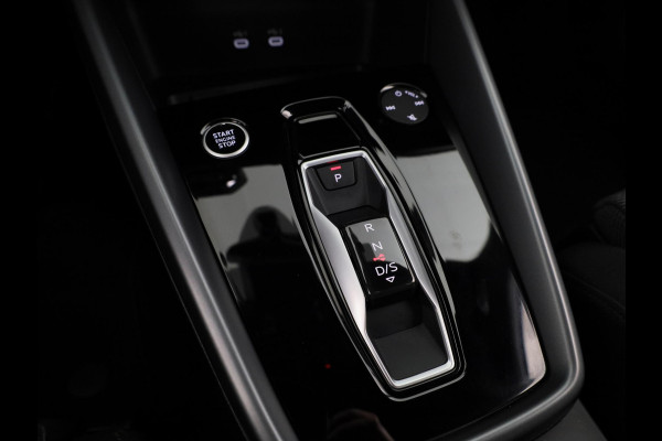Audi A3 Sportback 40 TFSI e Advanced edition 204pk | Verlengde garantie | Navigatie | Extra getint glas | Verwarmbare voorstoelen