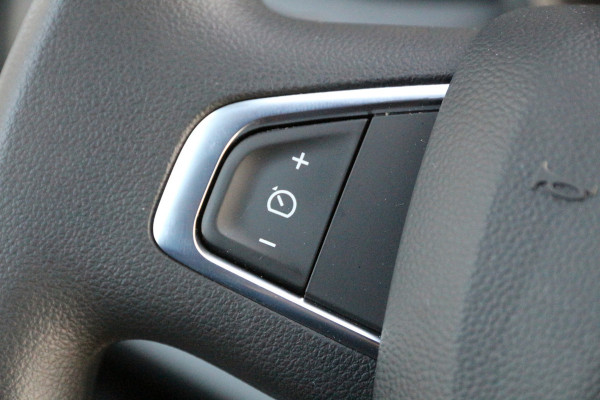 Renault Master 2.3 DCI 135 | L2H2 | Orig. Navi | Imperiaal | Cruise | Airco..