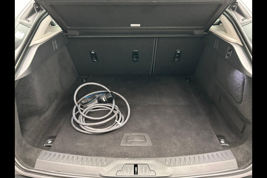 Jaguar I-PACE EV400 Business Edition S 90 kWh |Trekhaak | Leder | Stoelverwarming | Origineel NL