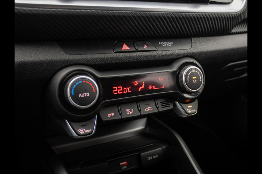 Kia Stonic 1.0 T-GDi MHEV GT-Line | Stoel en stuurverwarming | Navi | PDC |