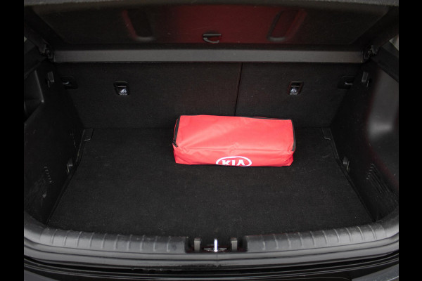 Kia Stonic 1.0 T-GDi MHEV GT-Line | Stoel en stuurverwarming | Navi | PDC |