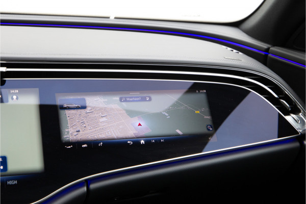 Mercedes-Benz E-Klasse Estate 300 e AMG Premium, Hyperscreen, Trekhaak, Leder, 2025