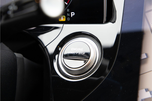 Mercedes-Benz E-Klasse Estate 300 e AMG Premium, Hyperscreen, Trekhaak, Leder, 2025