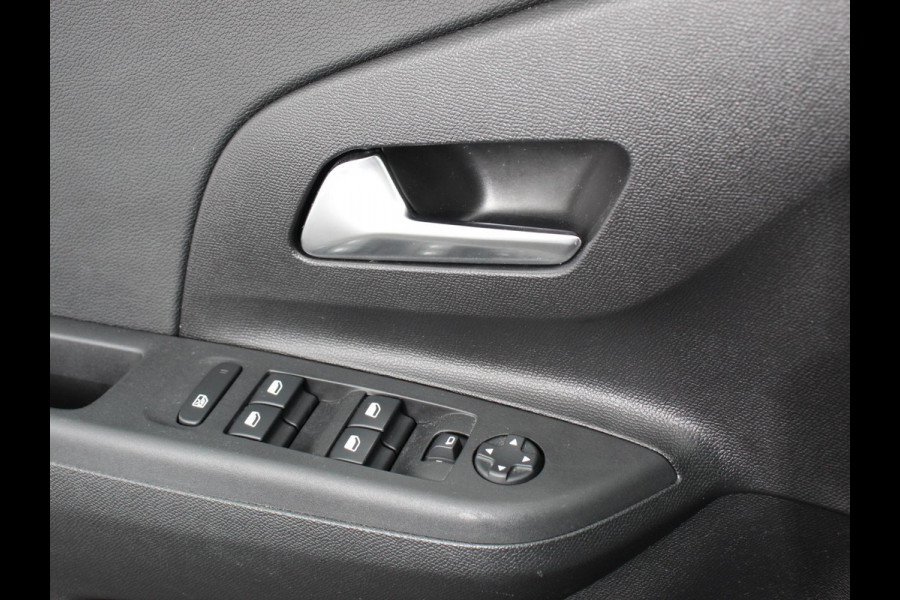 Opel Corsa 1.2 100pk Automaat Elegance | Navigatie | Apple Carplay/Android Auto | Camera | Airco | Parkeer sensoren V+A | Lichtmetalen Velgen | Cruise Control | Digitale Cockpit | Extra Getint Glas