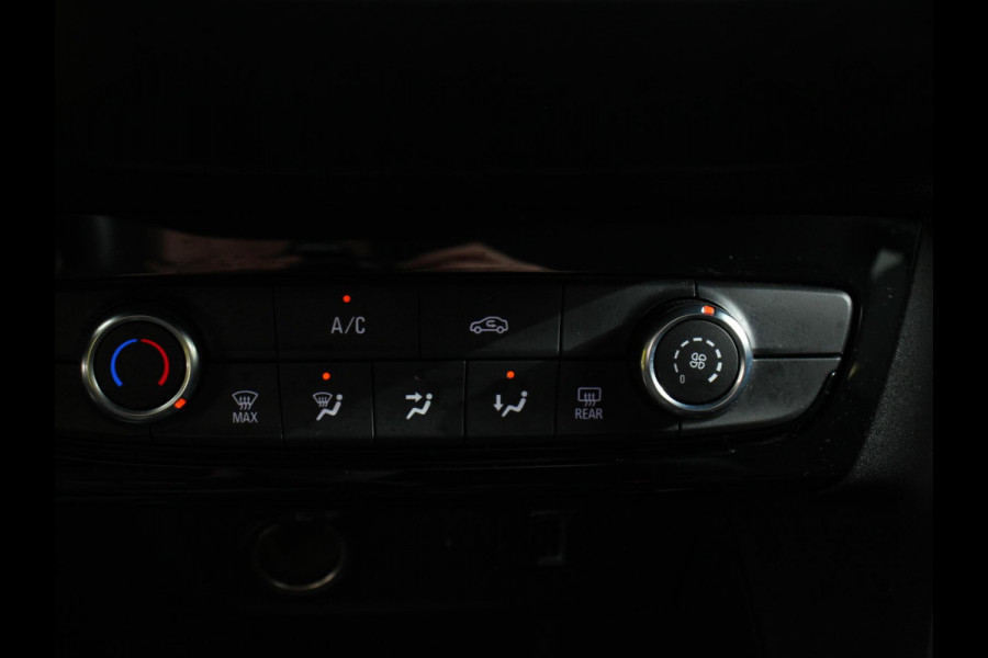 Opel Corsa 1.2 100pk Automaat Elegance | Navigatie | Apple Carplay/Android Auto | Camera | Airco | Parkeer sensoren V+A | Lichtmetalen Velgen | Cruise Control | Digitale Cockpit | Extra Getint Glas