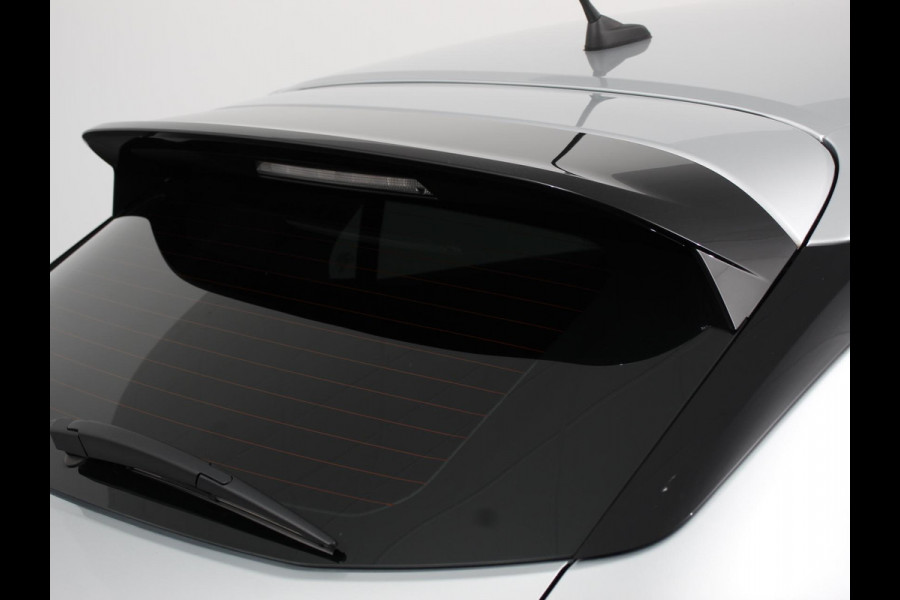 Opel Corsa 1.2 100pk Automaat Elegance | Navigatie | Apple Carplay/Android Auto | Camera | Airco | Parkeer sensoren V+A | Lichtmetalen Velgen | Cruise Control | Digitale Cockpit | Extra Getint Glas