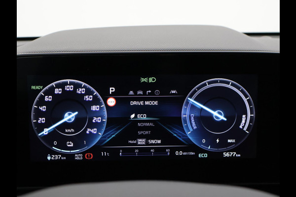 Kia Niro EV EXECUTIVE 64.8 kWh *5.677 KM* + LEDER | STOELVENTILATIE | HEAD-UP | HARMAN/KARDON | STOELVERW. V+A