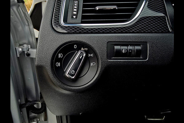 Škoda Rapid Spaceback 1.0 TSI Greentech Clever - 110 Pk - Euro 6 - AUTOMAAT - Navi - PDC V+A