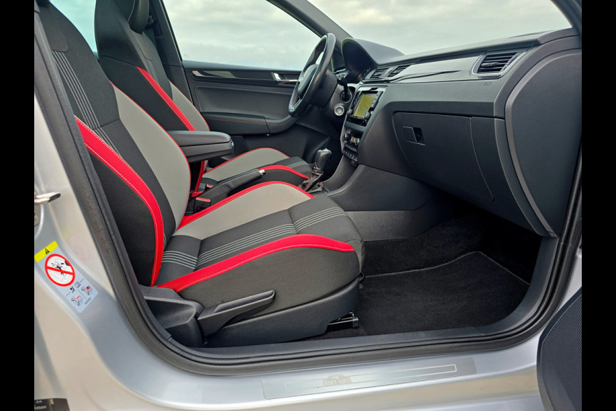 Volkswagen Golf Skoda Rapid Sportback 1.0 TSI Greentech Clever - 110 Pk - Euro 6 - AUTOMAAT - Navi - PDC V+A