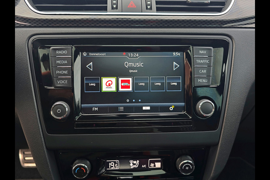 Volkswagen Golf Skoda Rapid Sportback 1.0 TSI Greentech Clever - 110 Pk - Euro 6 - AUTOMAAT - Navi - PDC V+A