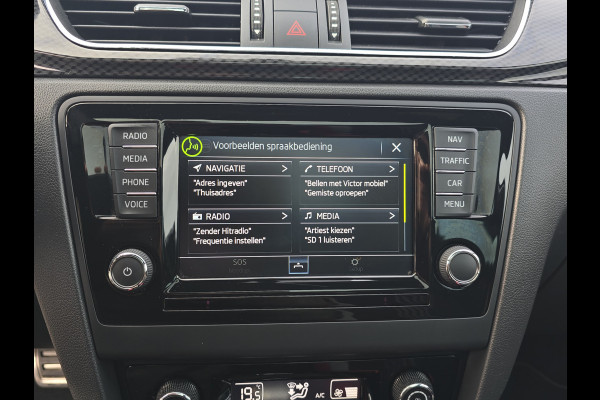 Volkswagen Golf Skoda Rapid Sportback 1.0 TSI Greentech Clever - 110 Pk - Euro 6 - AUTOMAAT - Navi - PDC V+A