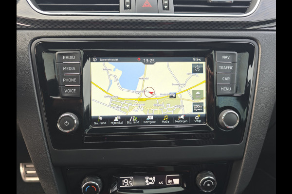 Volkswagen Golf Skoda Rapid Sportback 1.0 TSI Greentech Clever - 110 Pk - Euro 6 - AUTOMAAT - Navi - PDC V+A