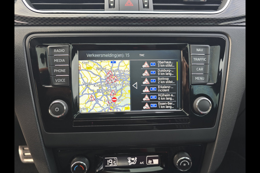 Volkswagen Golf Skoda Rapid Sportback 1.0 TSI Greentech Clever - 110 Pk - Euro 6 - AUTOMAAT - Navi - PDC V+A